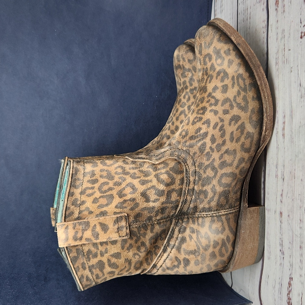 Corral | Leopard Print Leather Western Boots Size 8.5